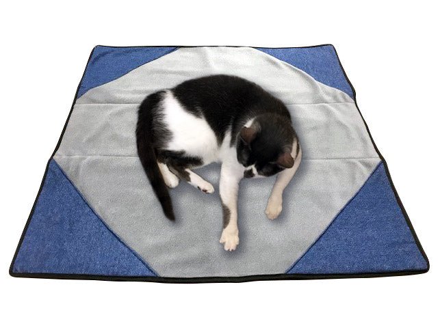 Premium Reversible Pet Sleep Mat 24" X 24" (Made in USA)